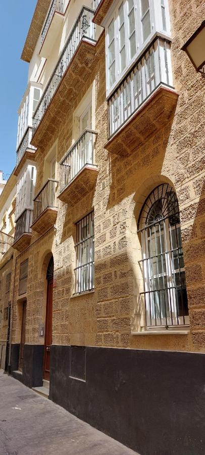 El 2 De Flamenco Bajob Apartment Cadiz Luaran gambar