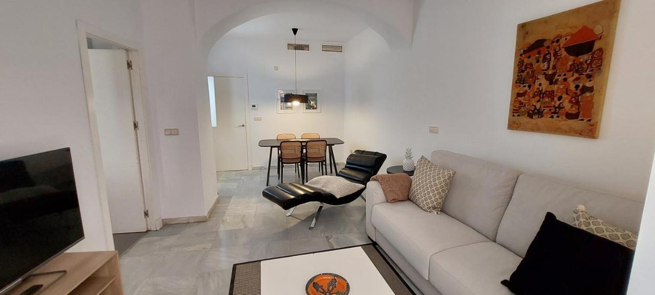 El 2 De Flamenco Bajob Apartment Cadiz Luaran gambar