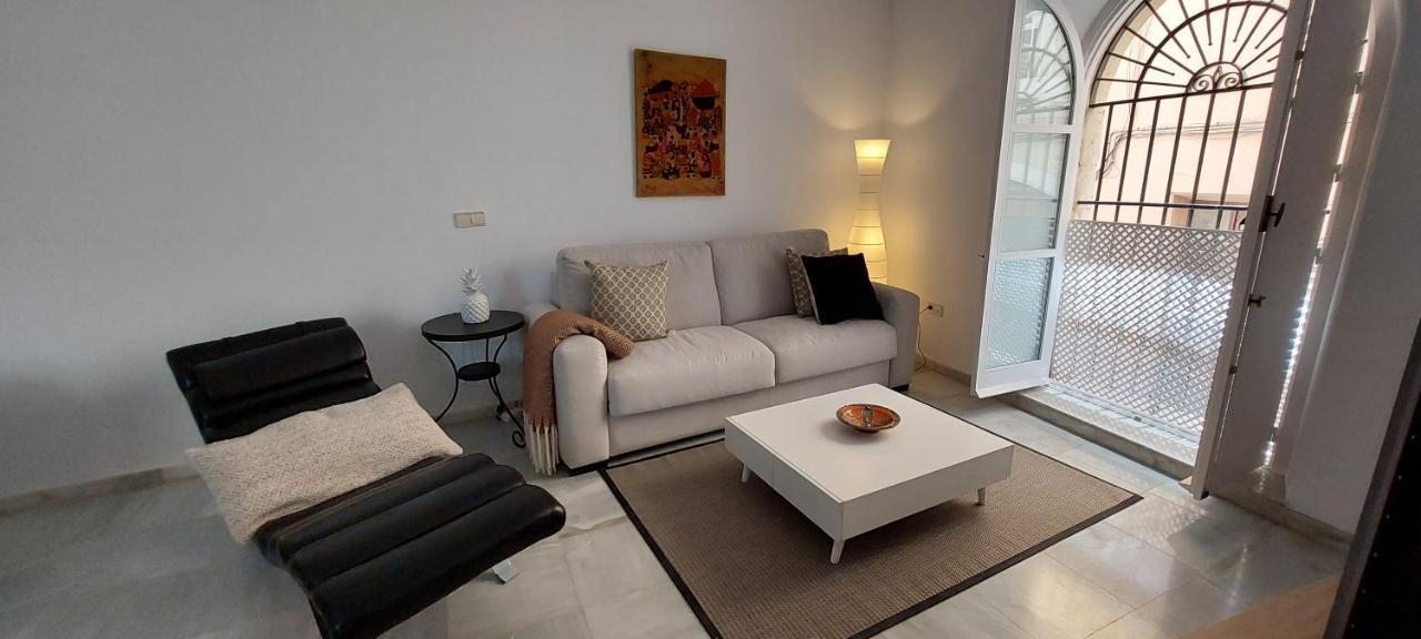 El 2 De Flamenco Bajob Apartment Cadiz Luaran gambar