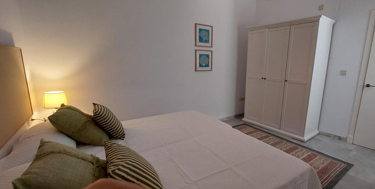 El 2 De Flamenco Bajob Apartment Cadiz Luaran gambar